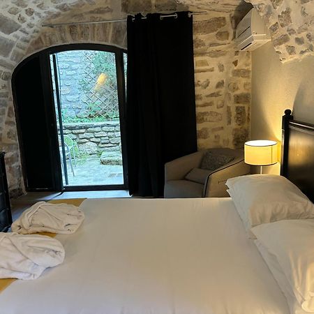 La Maison Des Vendangeurs - Table D'Hotes Le Soir Du Jeudi Au Dimanche- Jacuzzi - Balneo Spa - Acces Piscine Pour Toutes Les Chambres Sauf Studio Coquet- Piscine De Mai A Mi-Octobre Martignargues Екстериор снимка