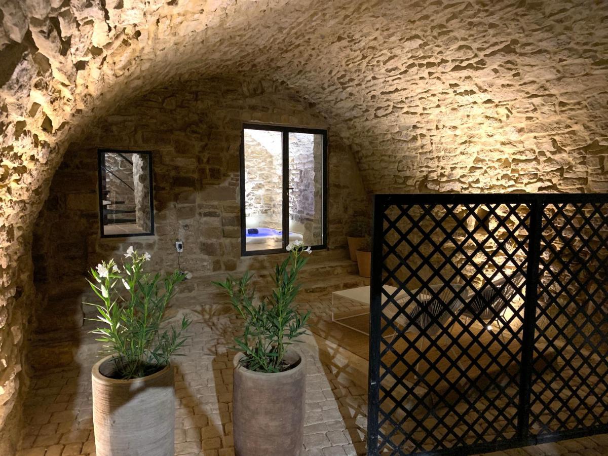 La Maison Des Vendangeurs - Table D'Hotes Le Soir Du Jeudi Au Dimanche- Jacuzzi - Balneo Spa - Acces Piscine Pour Toutes Les Chambres Sauf Studio Coquet- Piscine De Mai A Mi-Octobre Martignargues Екстериор снимка