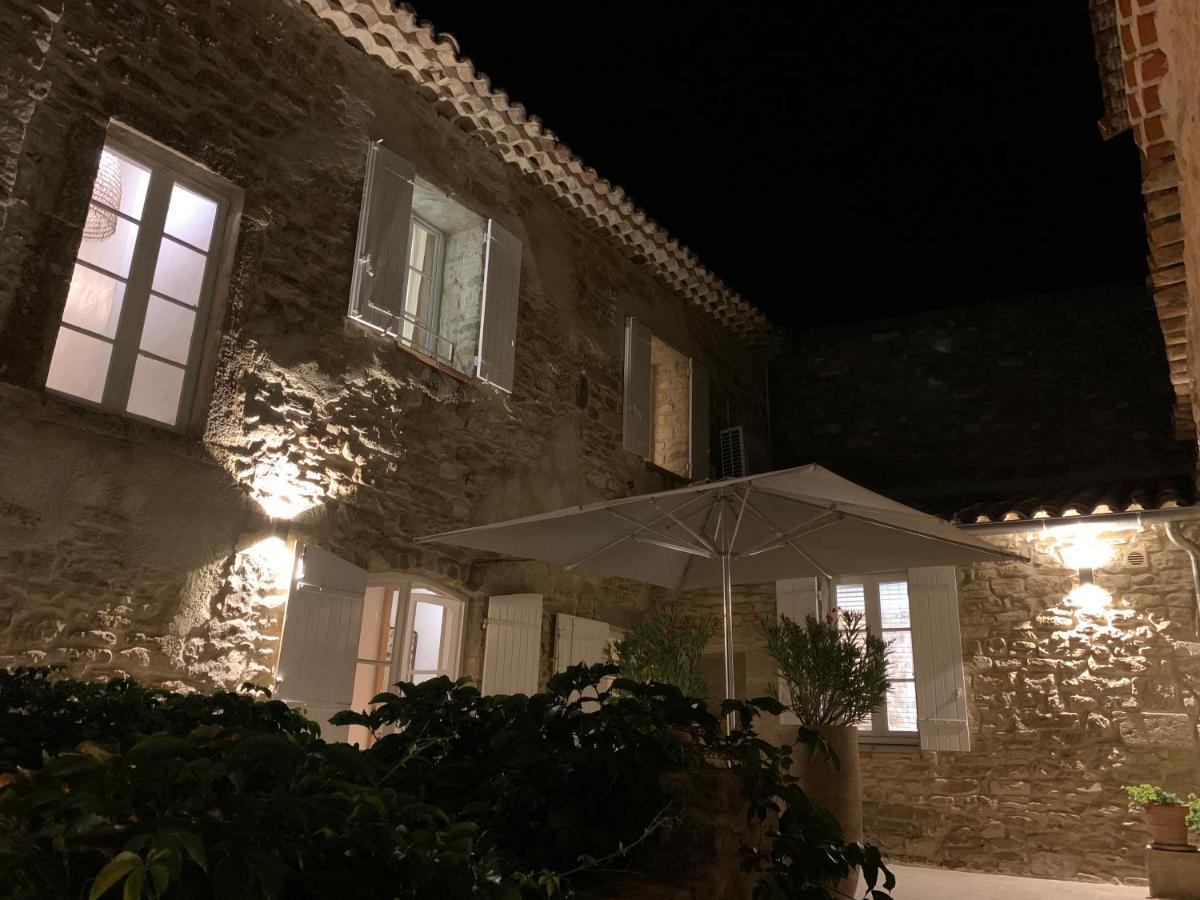La Maison Des Vendangeurs - Table D'Hotes Le Soir Du Jeudi Au Dimanche- Jacuzzi - Balneo Spa - Acces Piscine Pour Toutes Les Chambres Sauf Studio Coquet- Piscine De Mai A Mi-Octobre Martignargues Екстериор снимка