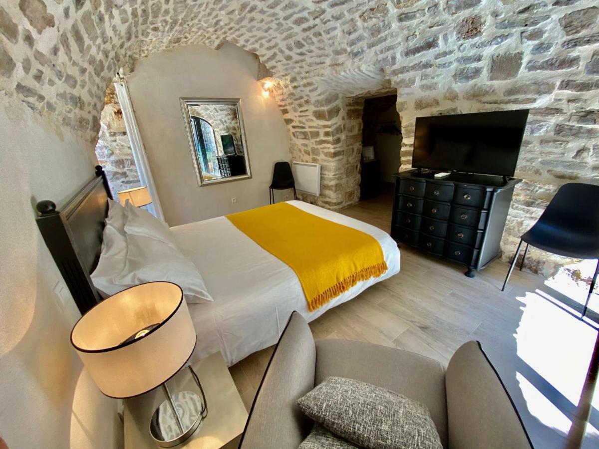 La Maison Des Vendangeurs - Table D'Hotes Le Soir Du Jeudi Au Dimanche- Jacuzzi - Balneo Spa - Acces Piscine Pour Toutes Les Chambres Sauf Studio Coquet- Piscine De Mai A Mi-Octobre Martignargues Екстериор снимка
