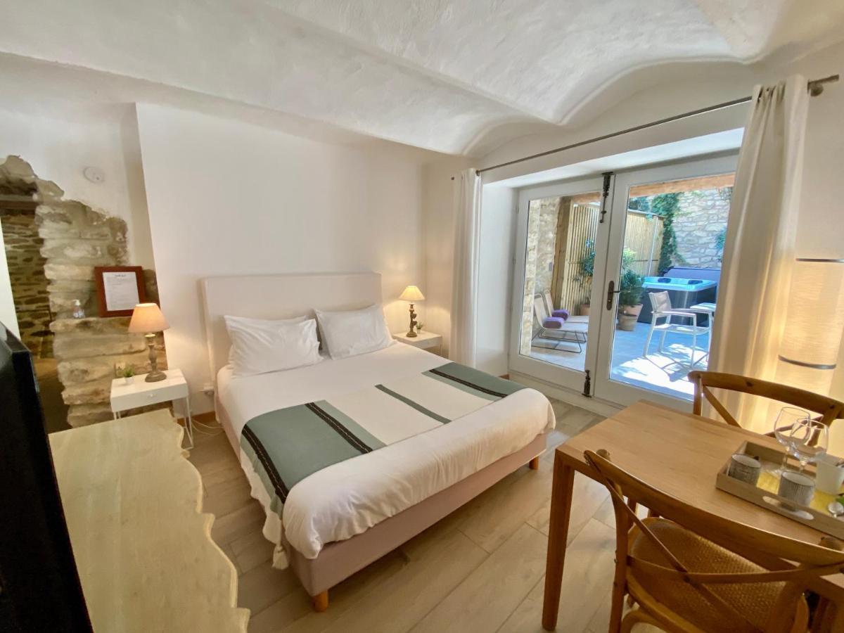 La Maison Des Vendangeurs - Table D'Hotes Le Soir Du Jeudi Au Dimanche- Jacuzzi - Balneo Spa - Acces Piscine Pour Toutes Les Chambres Sauf Studio Coquet- Piscine De Mai A Mi-Octobre Martignargues Екстериор снимка