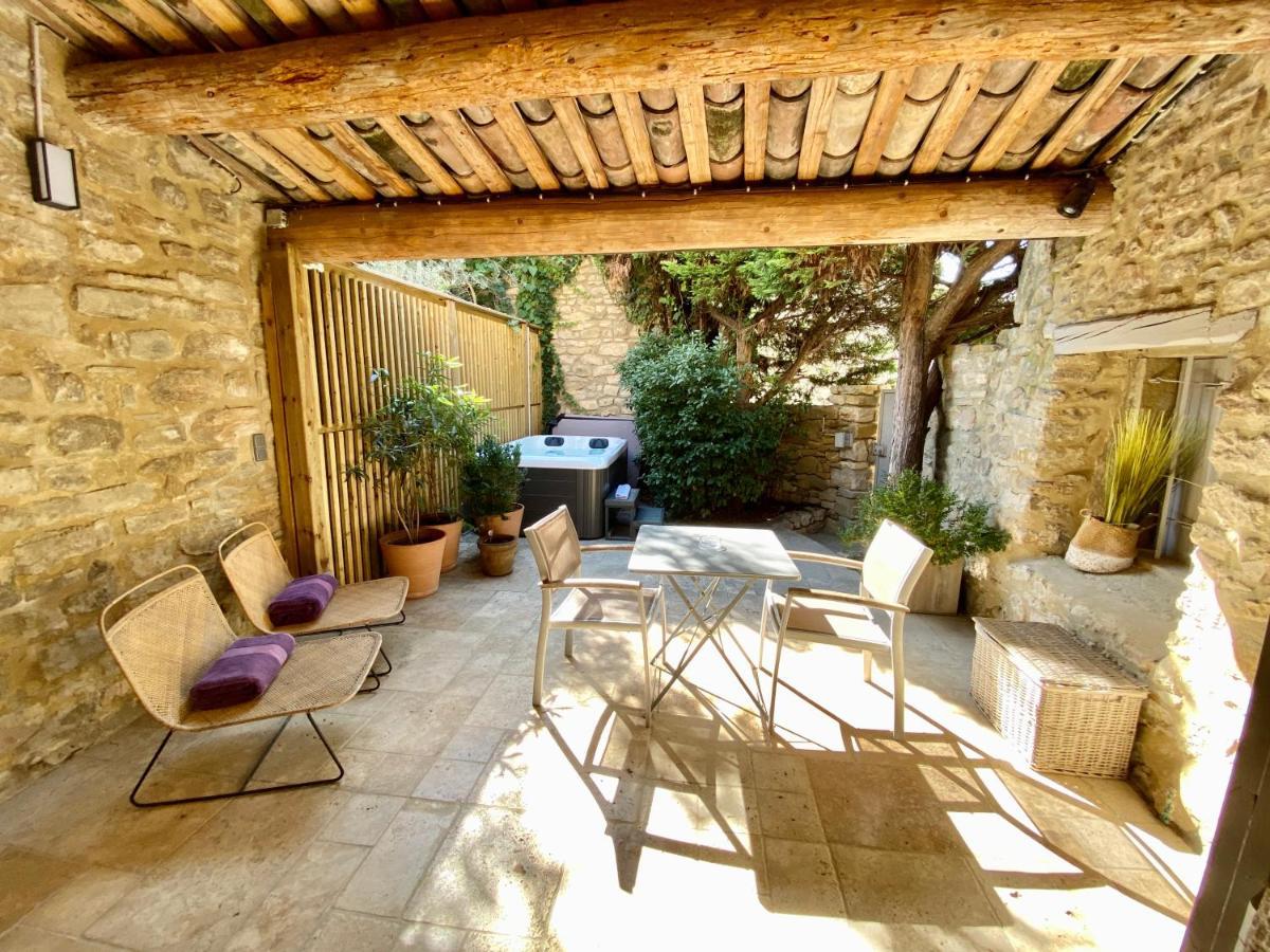 La Maison Des Vendangeurs - Table D'Hotes Le Soir Du Jeudi Au Dimanche- Jacuzzi - Balneo Spa - Acces Piscine Pour Toutes Les Chambres Sauf Studio Coquet- Piscine De Mai A Mi-Octobre Martignargues Екстериор снимка