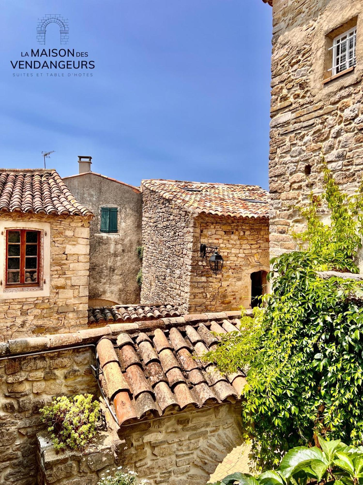 La Maison Des Vendangeurs - Table D'Hotes Le Soir Du Jeudi Au Dimanche- Jacuzzi - Balneo Spa - Acces Piscine Pour Toutes Les Chambres Sauf Studio Coquet- Piscine De Mai A Mi-Octobre Martignargues Екстериор снимка