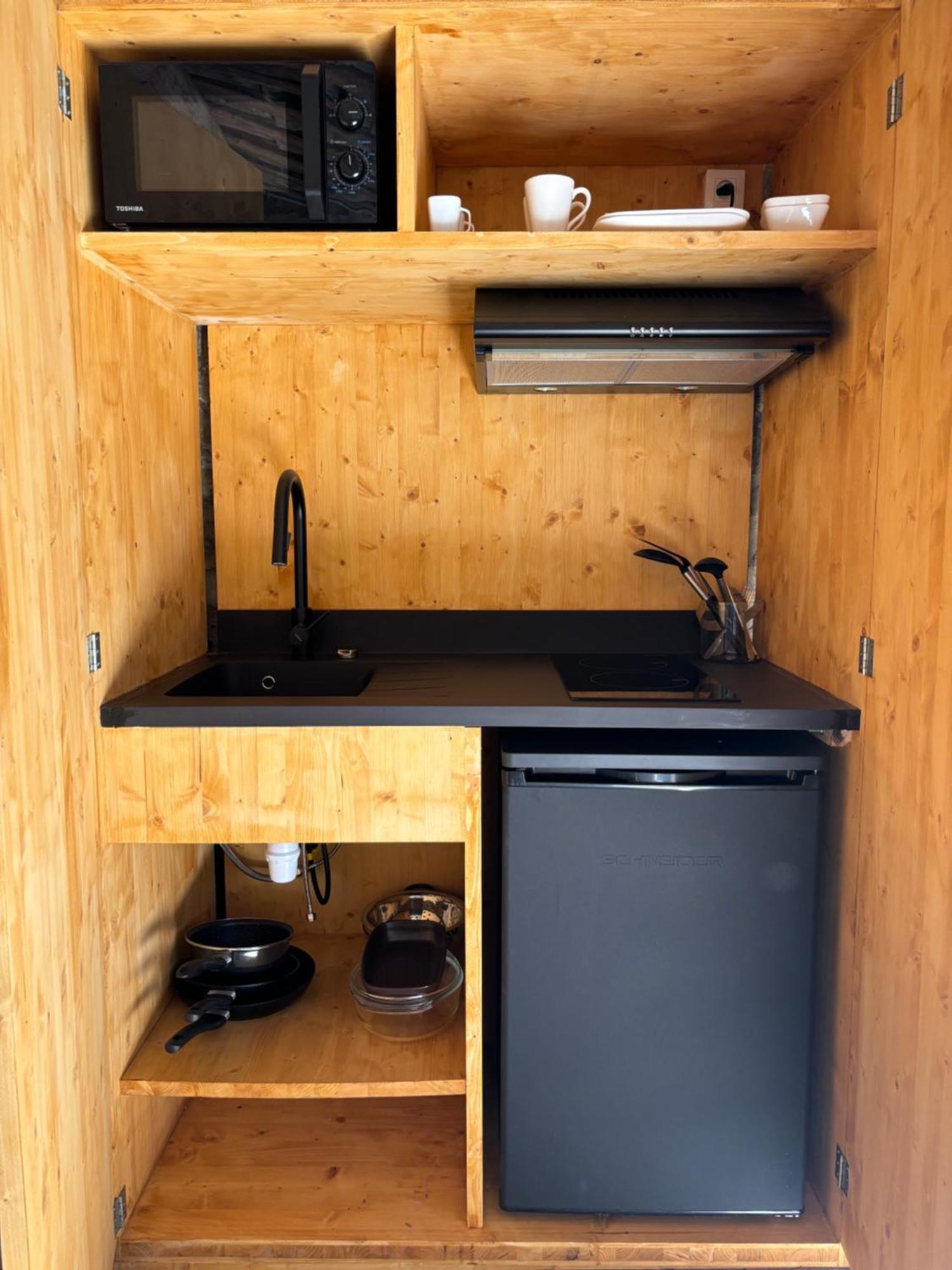 La Maison Des Vendangeurs - Table D'Hotes Le Soir Du Jeudi Au Dimanche- Jacuzzi - Balneo Spa - Acces Piscine Pour Toutes Les Chambres Sauf Studio Coquet- Piscine De Mai A Mi-Octobre Martignargues Екстериор снимка