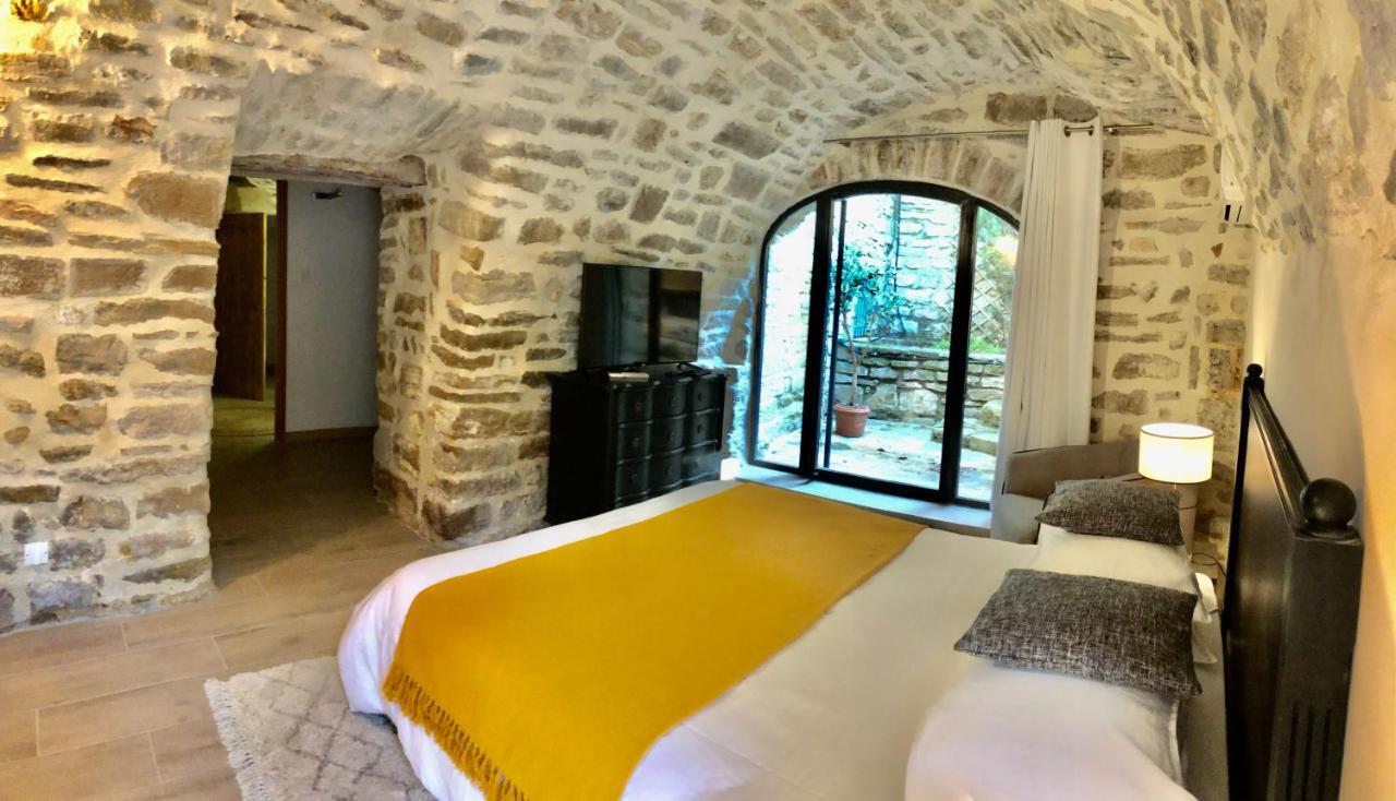 La Maison Des Vendangeurs - Table D'Hotes Le Soir Du Jeudi Au Dimanche- Jacuzzi - Balneo Spa - Acces Piscine Pour Toutes Les Chambres Sauf Studio Coquet- Piscine De Mai A Mi-Octobre Martignargues Екстериор снимка